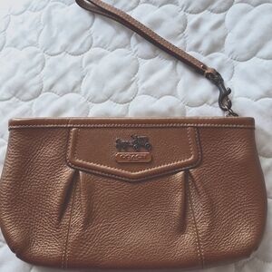 Coach Leather Clutch In Tan